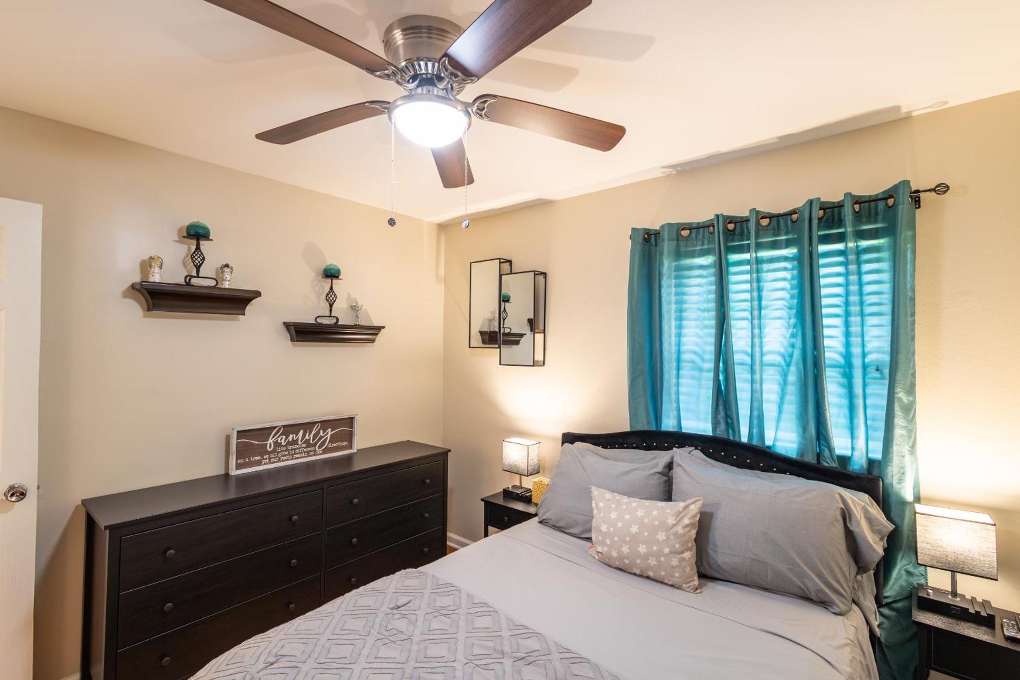 Comfy 3 Bedroom With Parking & Close To Everything North North Naples Kültér fotó